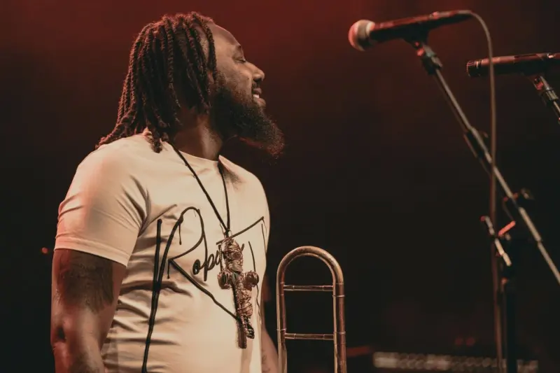 The Experience Band & Show, LLC